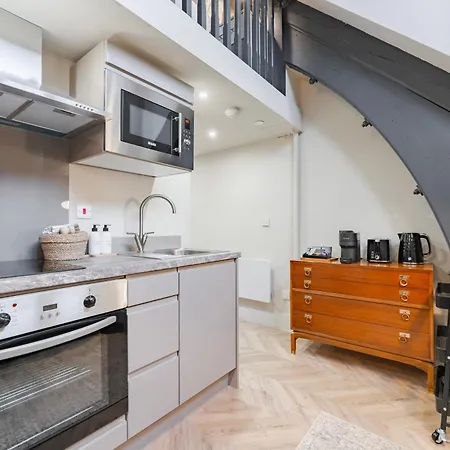 Luxury Tower, Penthouse & Split Level In Centre Apartment Leeds (West Yorkshire)