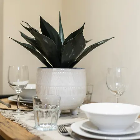 Luxury Tower, Penthouse & Split Level In Centre ليدز