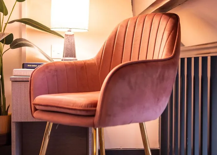 Luxury Tower, Penthouse & Split Level In Centre