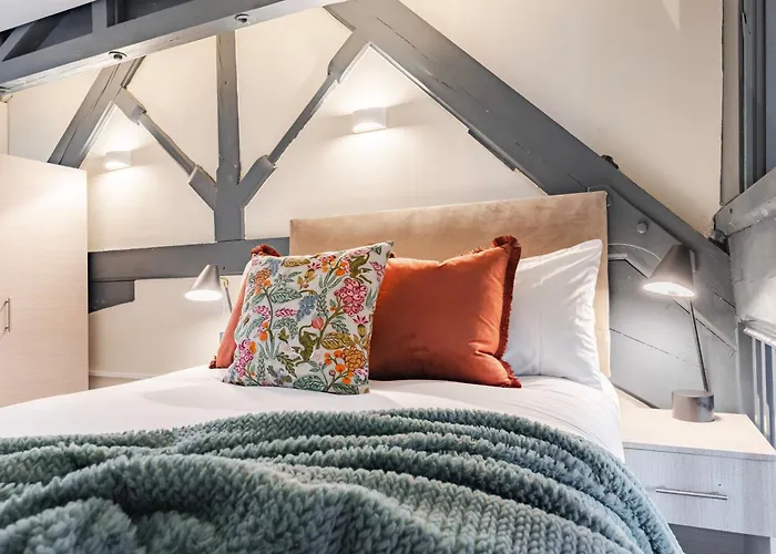 Luxury Tower, Penthouse & Split Level In Centre * Leeds (West Yorkshire)