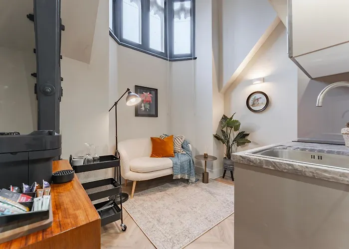 Luxury Tower, Penthouse & Split Level In Centre Апартаменти