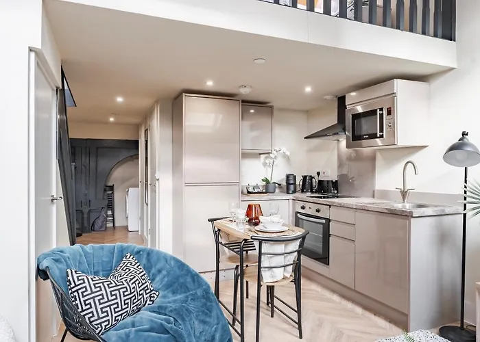 Luxury Tower, Penthouse & Split Level In Centre * Leeds (West Yorkshire)