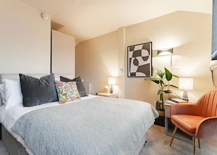 Apartment Luxury Tower, Penthouse & Split Level In Centre *