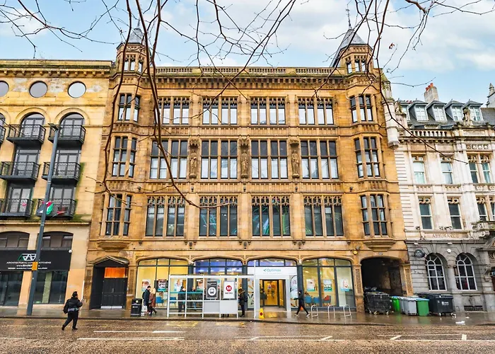 Luxury Tower, Penthouse & Split Level In Centre